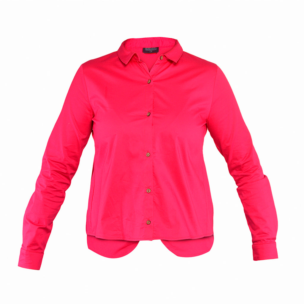Camisa con abertura atras